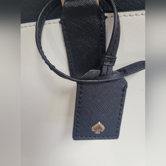 ✨️SALE 2 Large Kate spade multi compartment tote w full size zip around wallet. - Picture 5 of 16